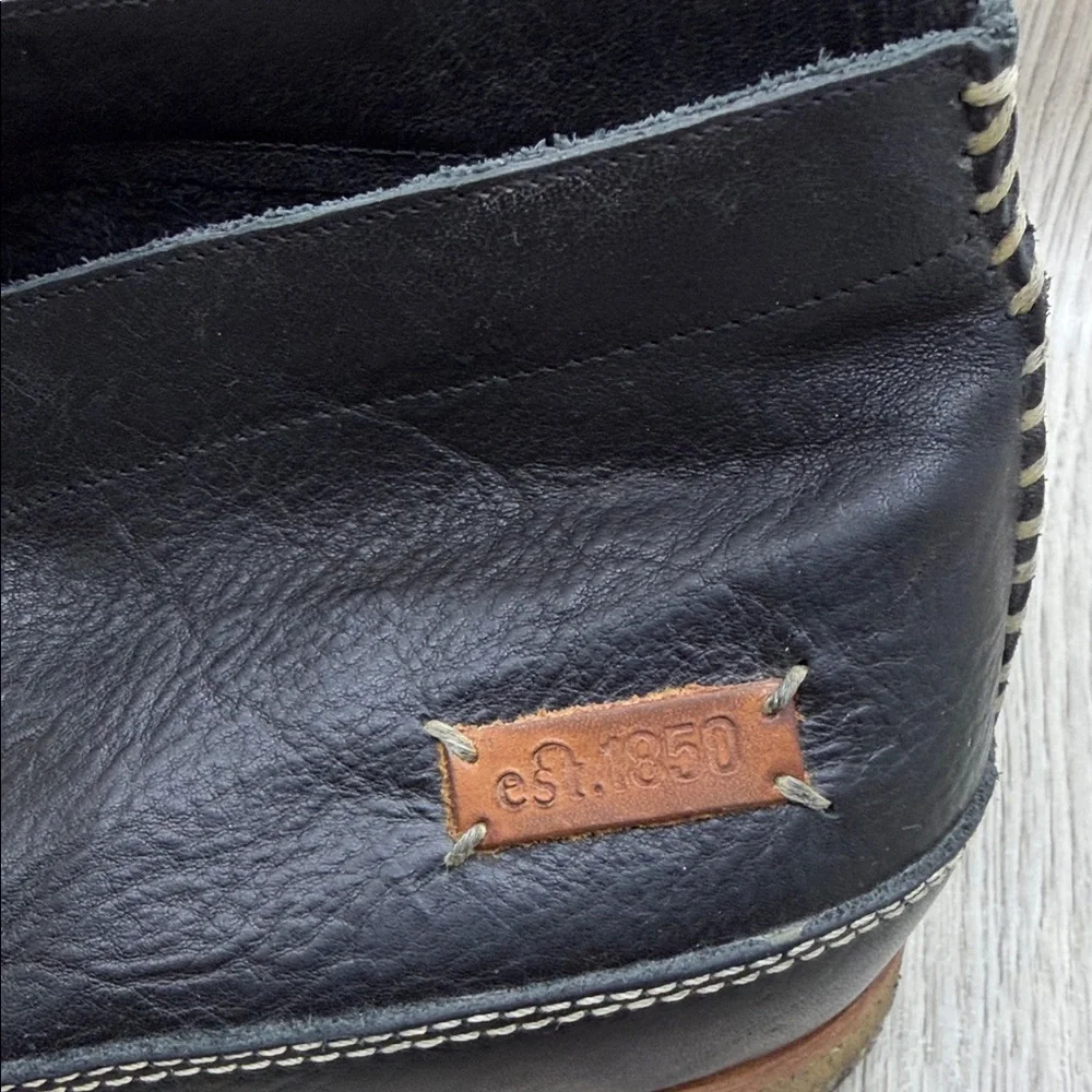 Johnston & And Murphy Black Leather Chukka Ankle Boots